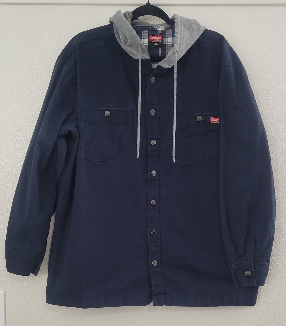 Wrangler Workwear Hooded Button Front Shirt Jacket Men's L Navy Utility Shacket